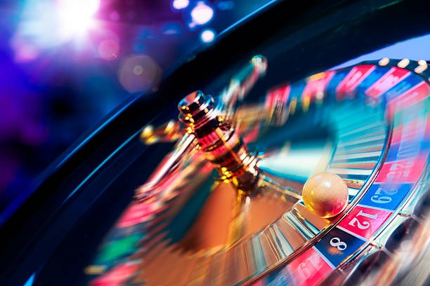 eksa mobile app interface showing Liga 1 matches, live casino, and slot games